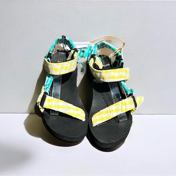 🌻NEW w/tags ARIZONA LOVE Trekky Yellow Mint Sandals Size 37 $188 Retail - Picture 5 of 13